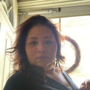 Meet your Posher, Suzanne